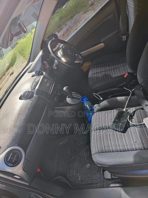 Mazda Demio 2011 Gray