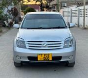 Toyota IST 2005 Silver for sale