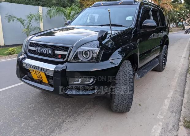 Toyota Land Cruiser Prado 2006 Black