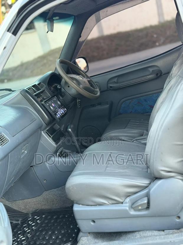 Toyota RAV4 1999 Silver