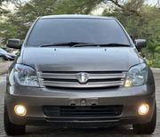 Toyota IST 2005 Gray for sale
