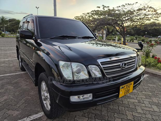 Toyota Land Cruiser 2004 Black