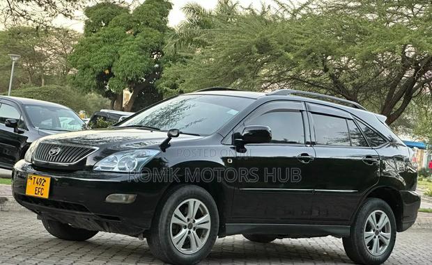 Toyota Harrier 2005 Black