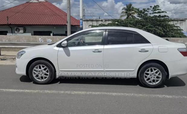 Toyota Premio 2008 White