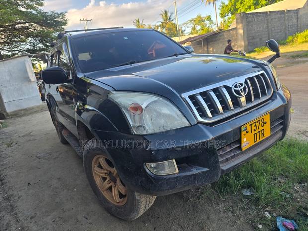 Toyota Land Cruiser Prado 2007 Black