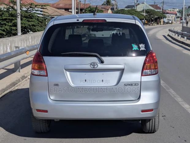 Toyota Corolla Spacio 1.8 X 2WD 2003 Silver