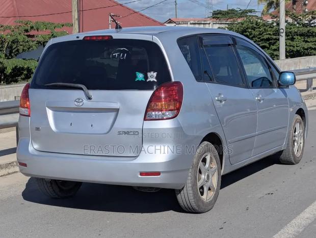 Toyota Corolla Spacio 1.8 X 2WD 2003 Silver