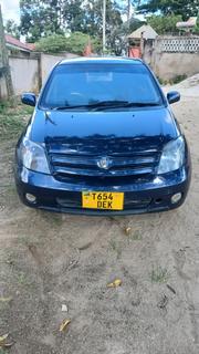 Toyota IST 2003 Blue for sale