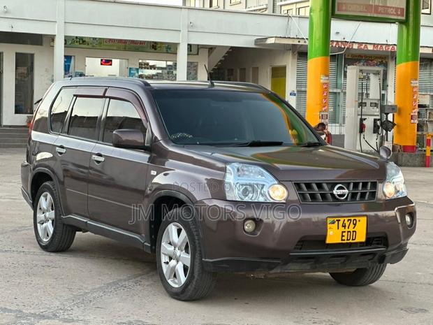Nissan X-Trail 2008 Brown