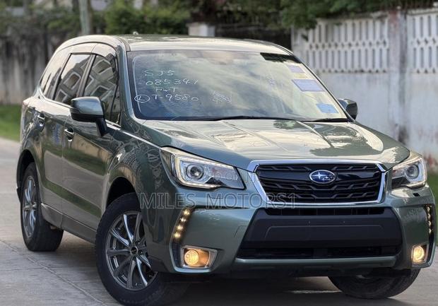 Subaru Forester 2016 Gray