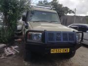 Toyota Land Cruiser 2002 Gold for sale