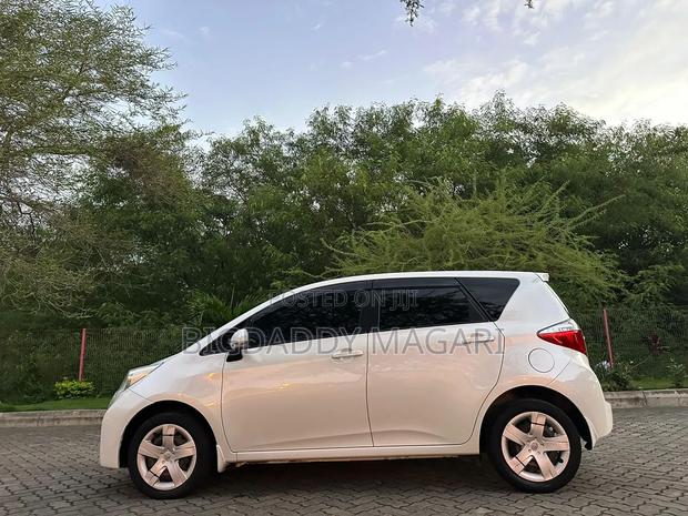 Toyota Ractis 2012 White