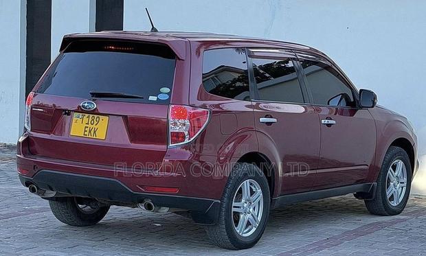 Subaru Forester 2011 Red