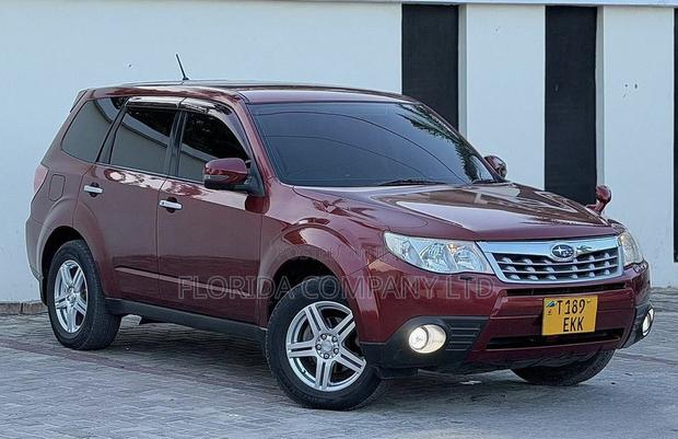 Subaru Forester 2011 Red