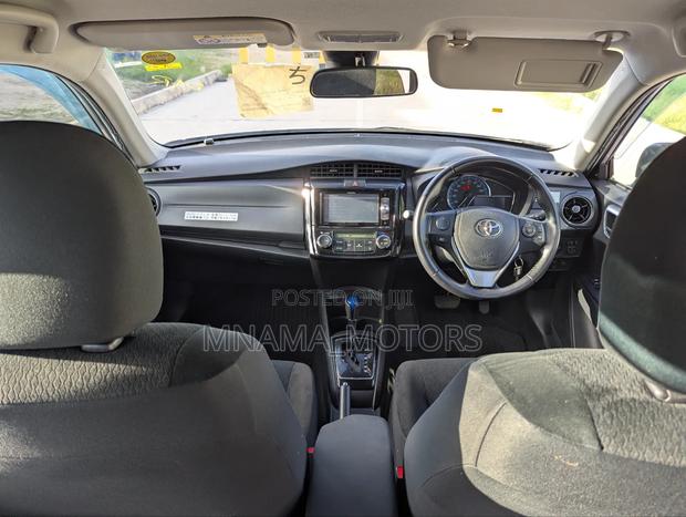 Toyota Axio 1.5 Hybrid G 2WD 2016 Silver