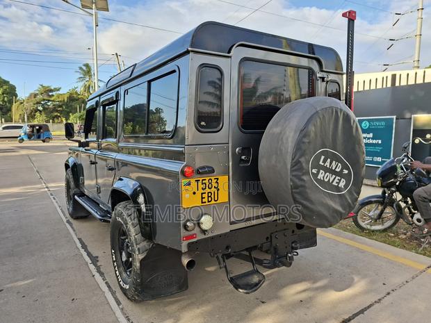Land Rover Defender 2012 Gray
