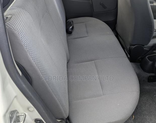 Toyota Succeed 2005 White