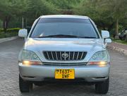 Toyota Harrier 2003 Pearl for sale