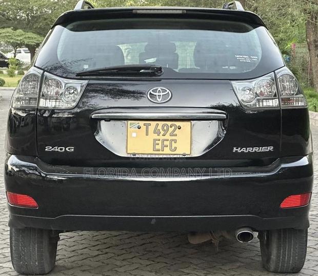 Toyota Harrier 2005 Black