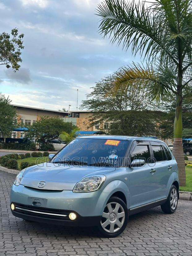 Mazda Verisa 2008 Blue