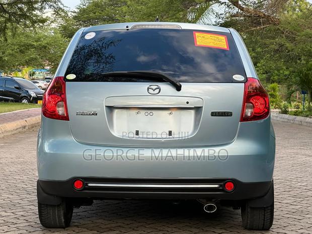 Mazda Verisa 2008 Blue