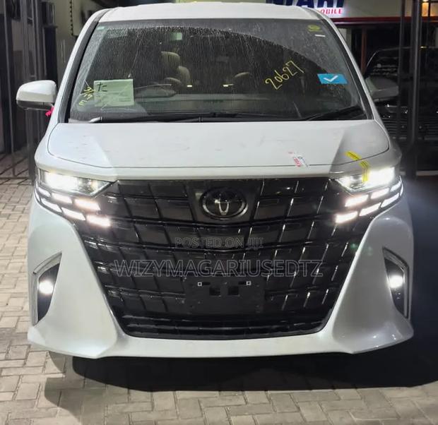 New Toyota Alphard 2024 White