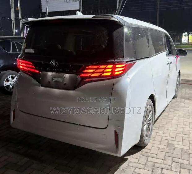 New Toyota Alphard 2024 White