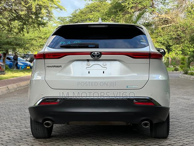 Toyota Harrier 2021 White