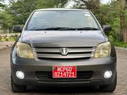 Toyota IST 2005 Gray for sale