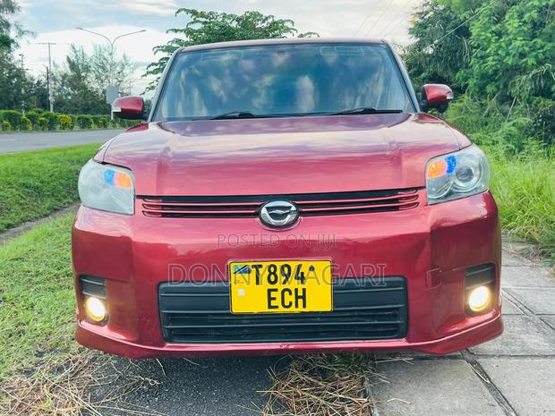 Toyota Corolla Rumion 2008 Red