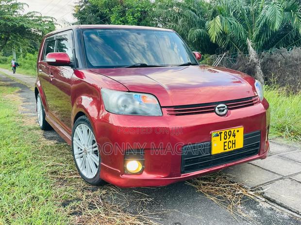 Toyota Corolla Rumion 2008 Red