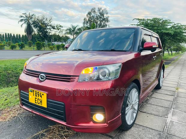 Toyota Corolla Rumion 2008 Red