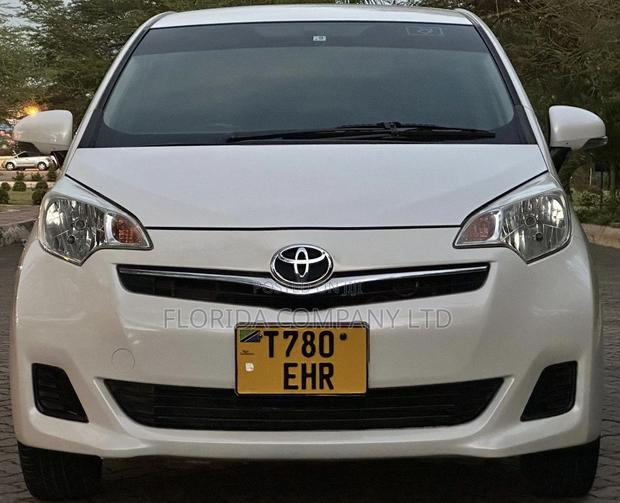 Toyota Ractis 2012 White