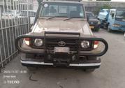 Toyota Land Cruiser 2015 Gold for sale