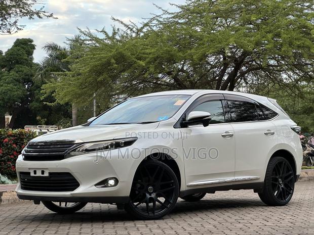 Toyota Harrier 2017 Pearl