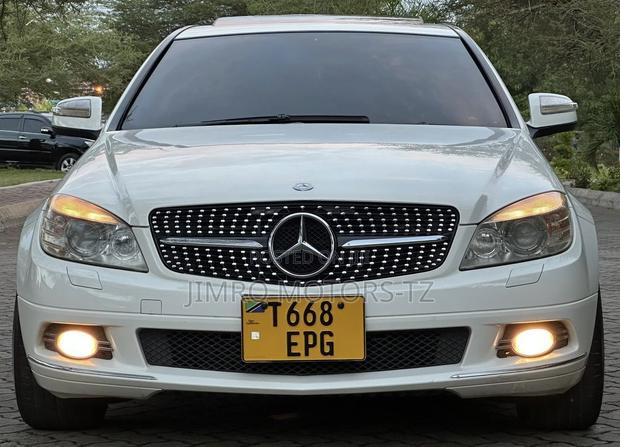 Mercedes-Benz C-Class 2008 White