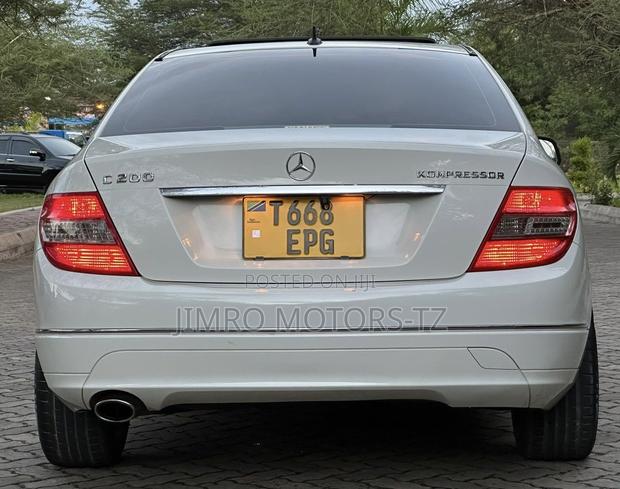 Mercedes-Benz C-Class 2008 White