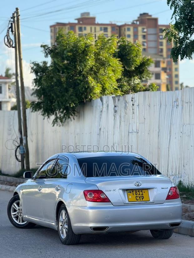 Toyota Mark X 2005 Silver