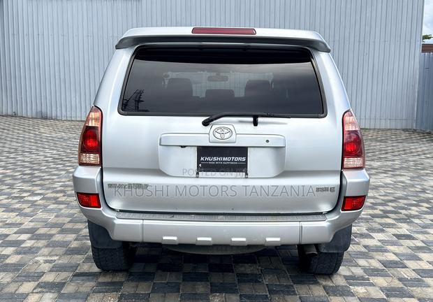 Toyota Hilux Surf 2004 Silver