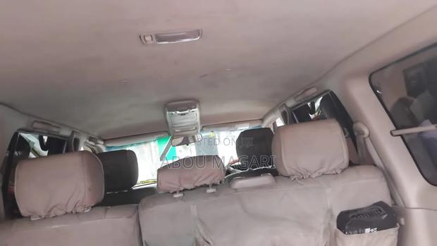 Toyota Land Cruiser HDJ 100 2002 Gray