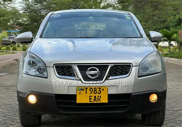 Nissan Dualis 2011 Gray