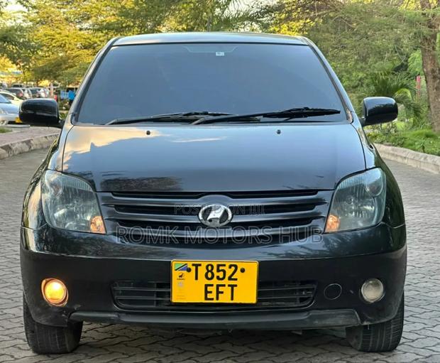 Toyota IST 2005 Black