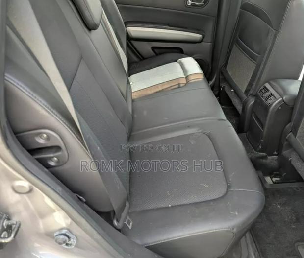 Nissan X-Trail 2010 Silver