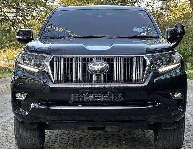 Toyota Land Cruiser Prado 2019 Black