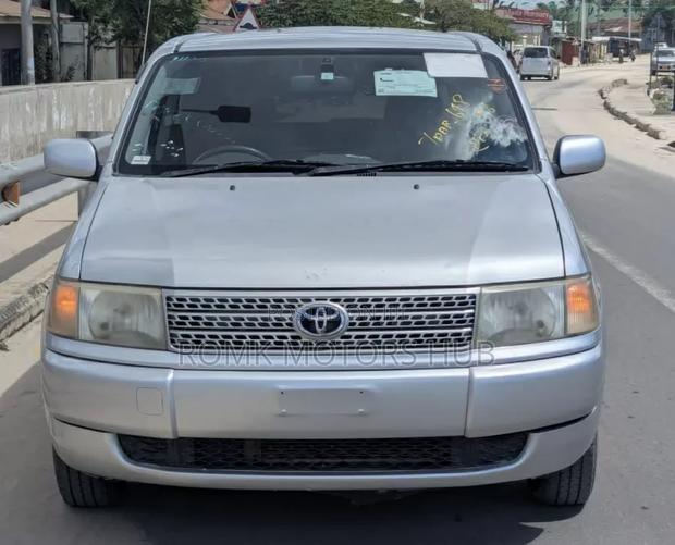 Toyota Probox 2004 Silver