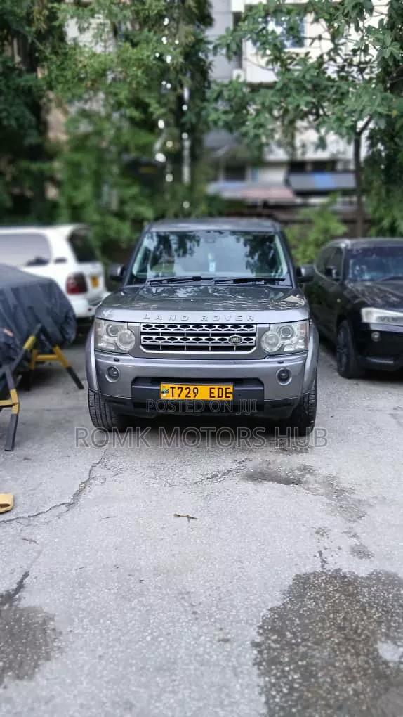 Land Rover Discovery 2014 Silver