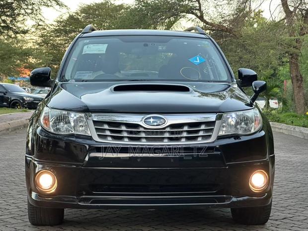 Subaru Forester 2010 Black