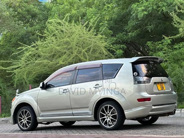 Mitsubishi Outlander 2007 Silver
