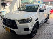 Toyota Hilux 2022 White for sale