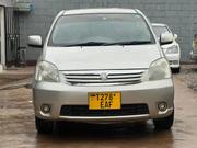 Toyota Raum 2009 Silver for sale